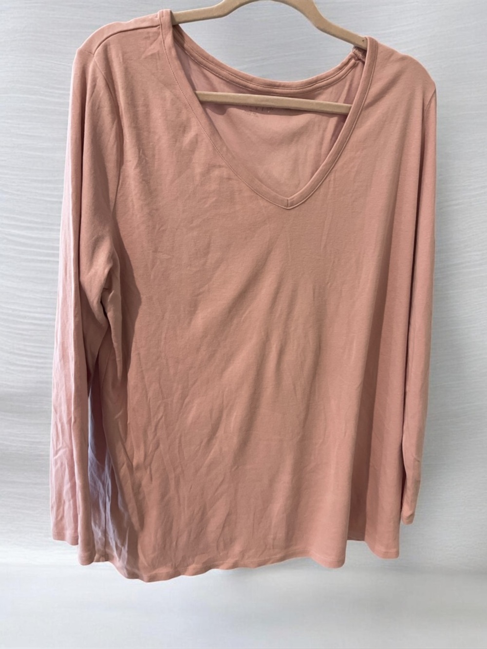 Ava & Viv Long-Sleeve V-Neck Top in Dusty Rose